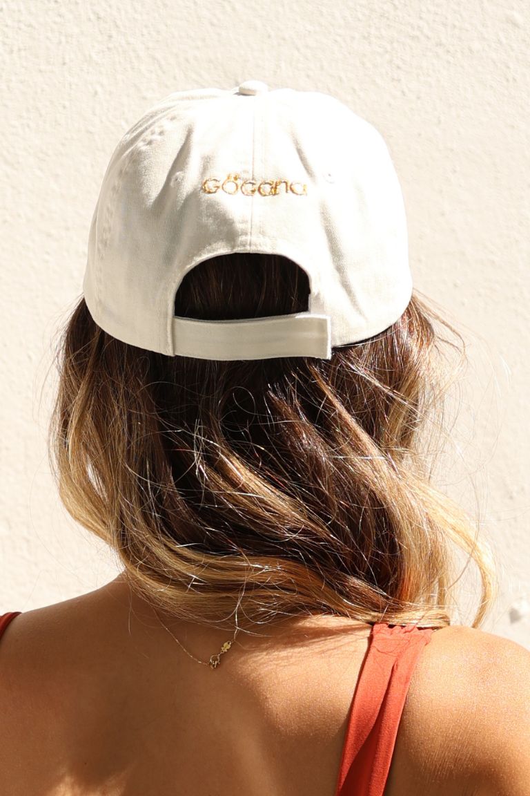 GORRA BLANCA ESTRELLA DORADA, GOGANA