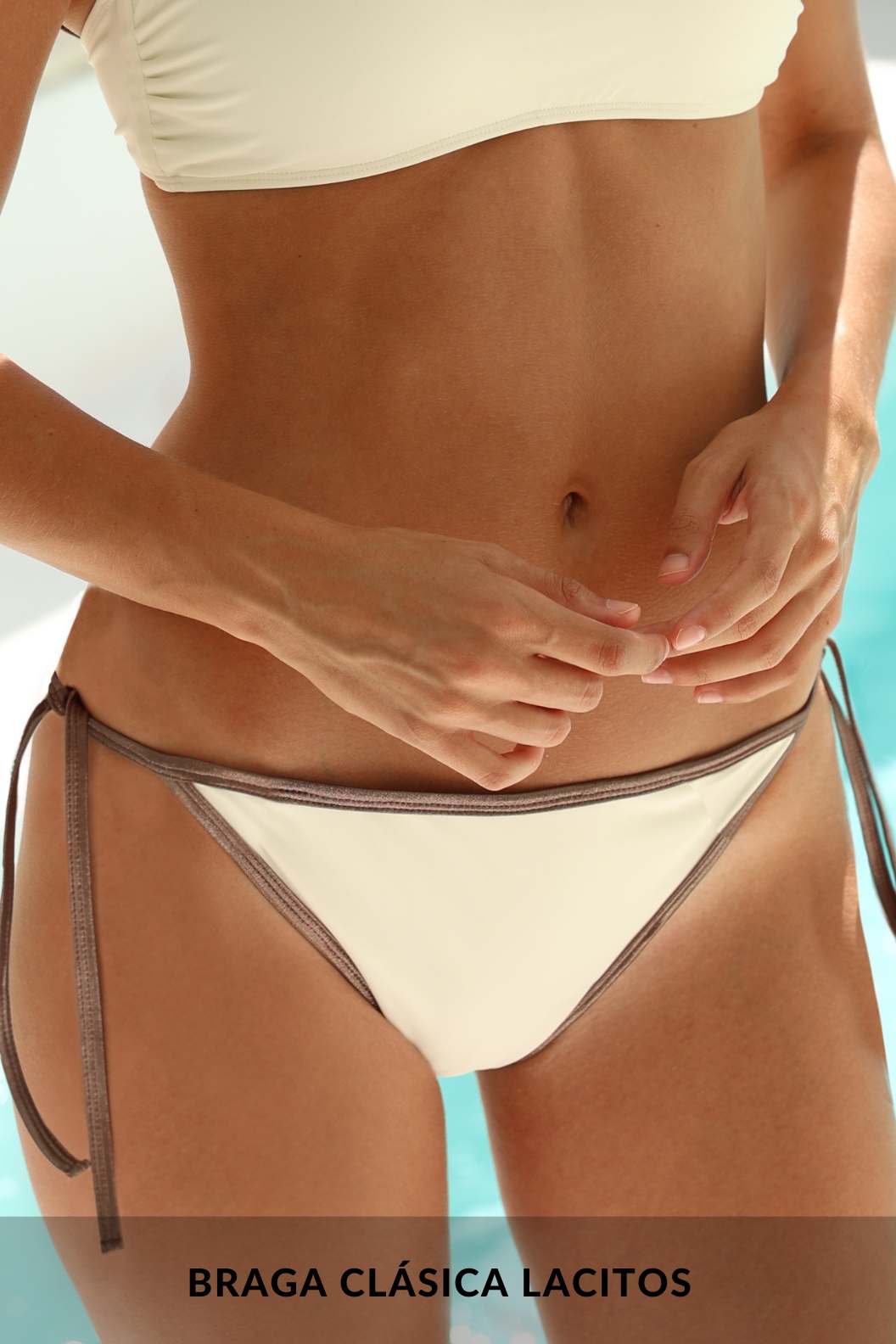 Bikini Blanco Bandeau Asimétrico detalle Marrón Brillo, Lanzarote