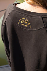 SUDADERA NEGRA ESTRELLA DORADA