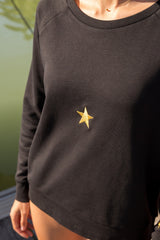 SUDADERA NEGRA ESTRELLA DORADA