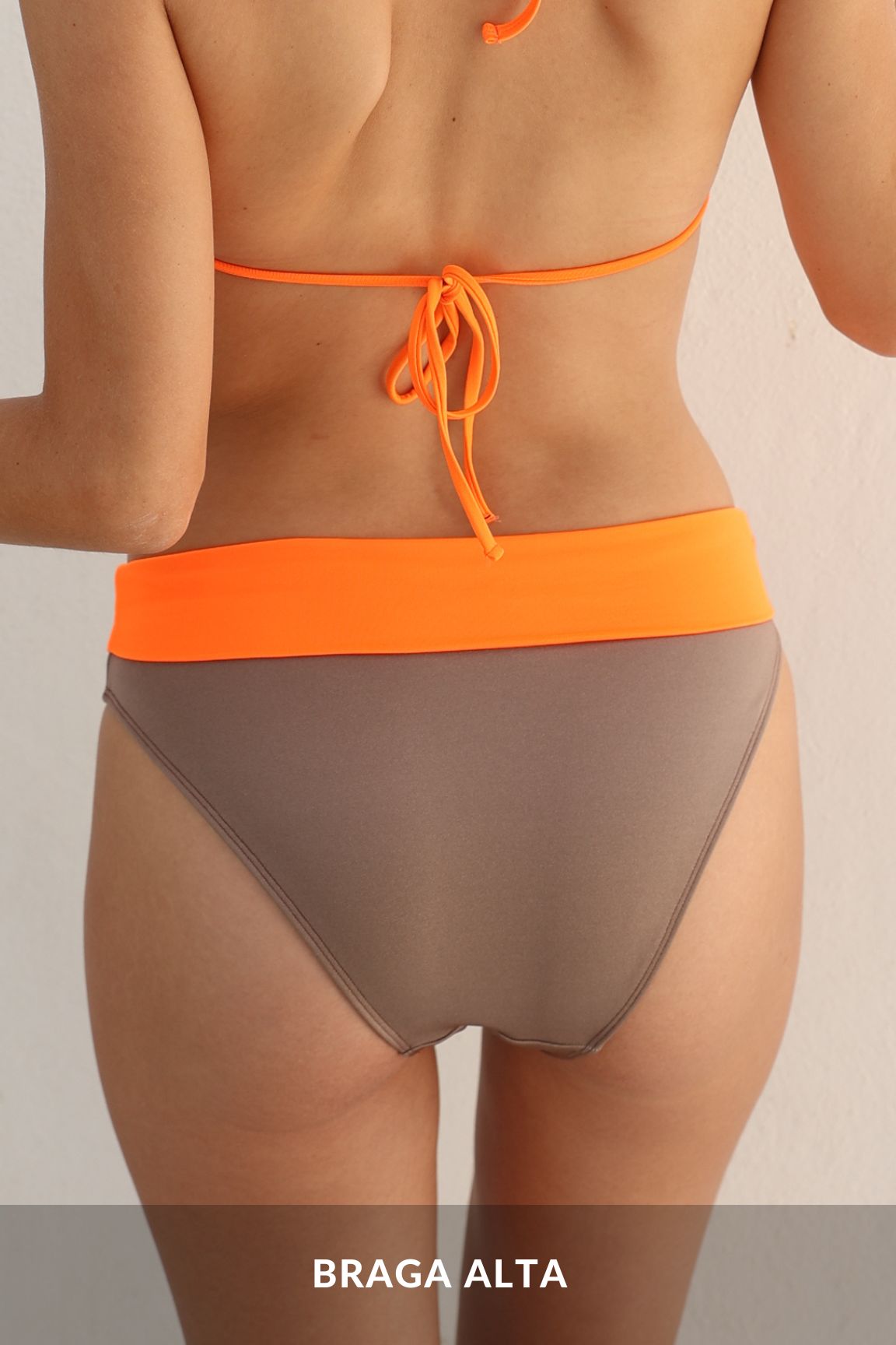 Bikini Marrón Triángulo Vivos Naranja Flúor, Bahamas