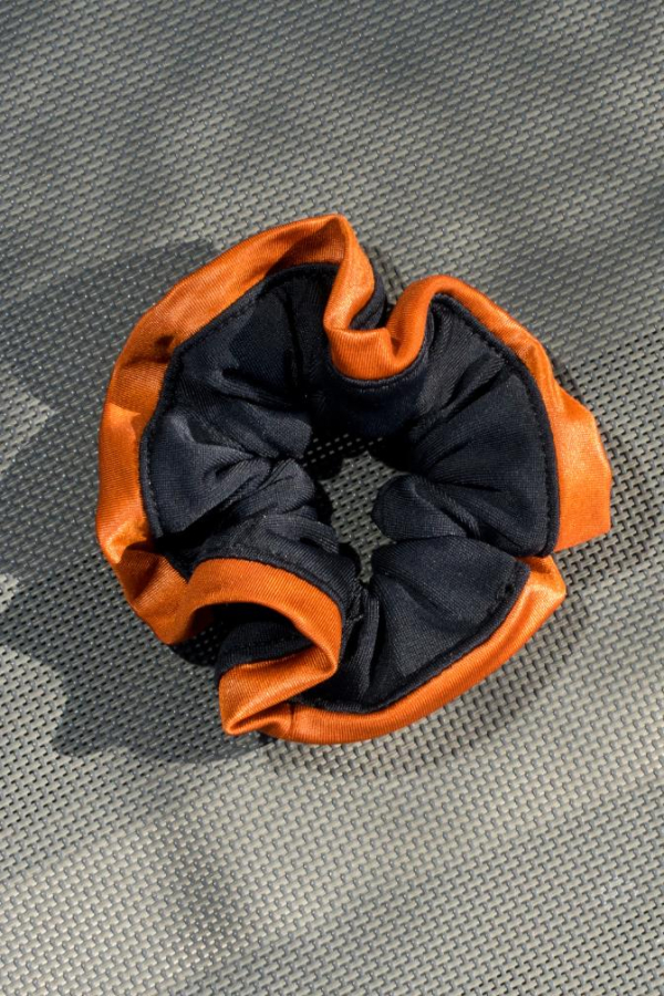 COLETERO NEGRO Y CALDERA